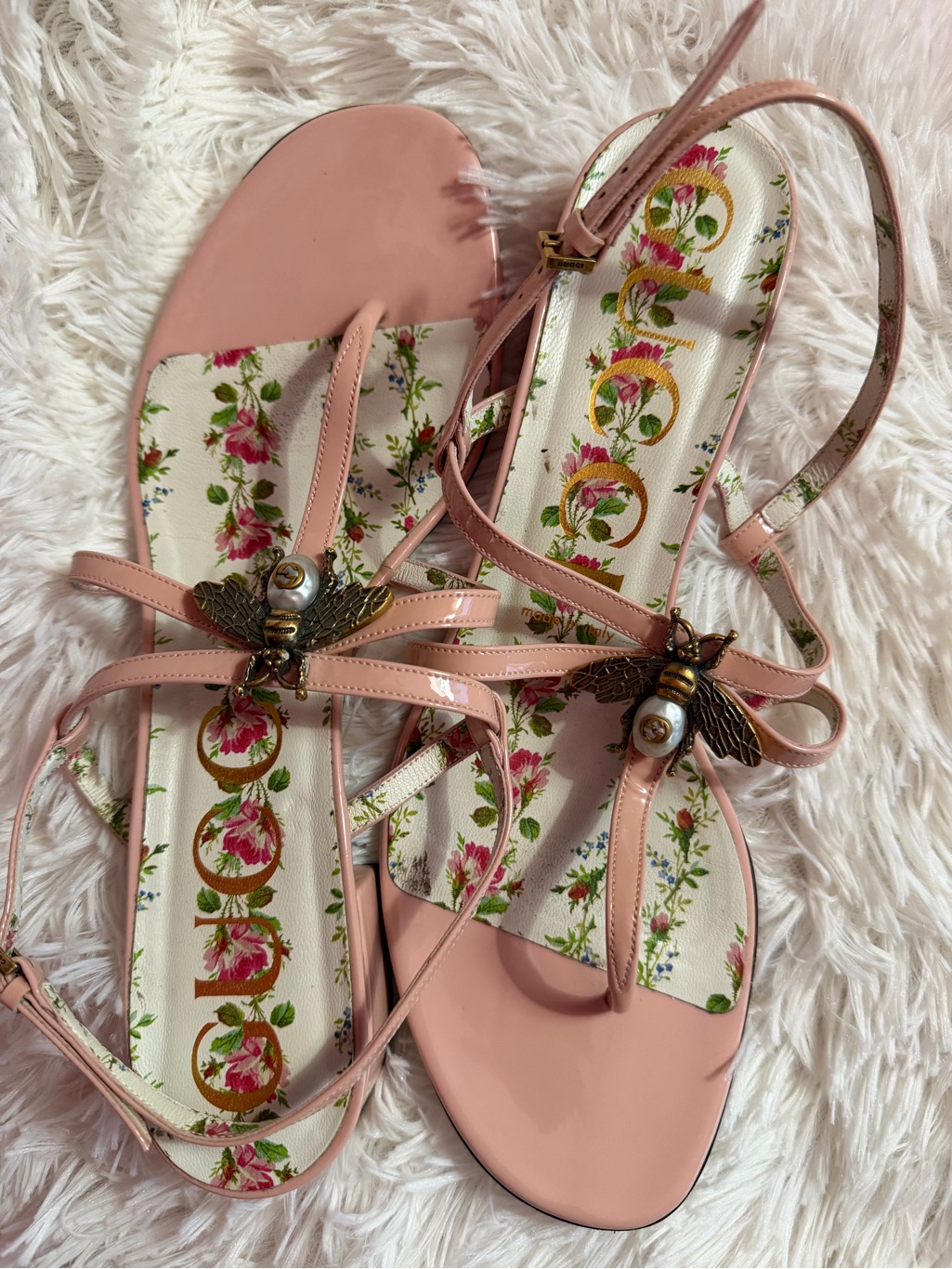 Gucci Light Pink Patent Leather Sandal